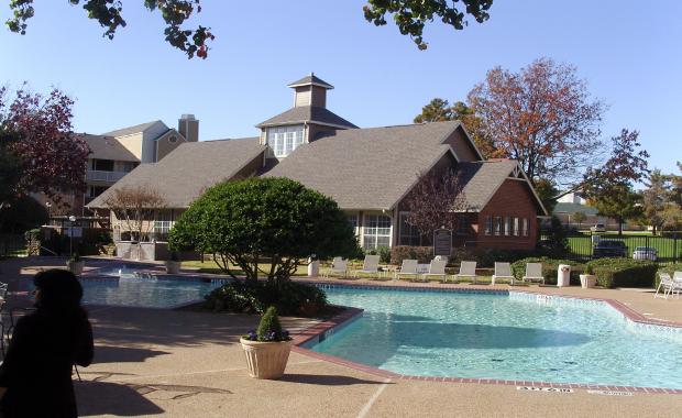 FOUNTAINWOOD APARTMENTS