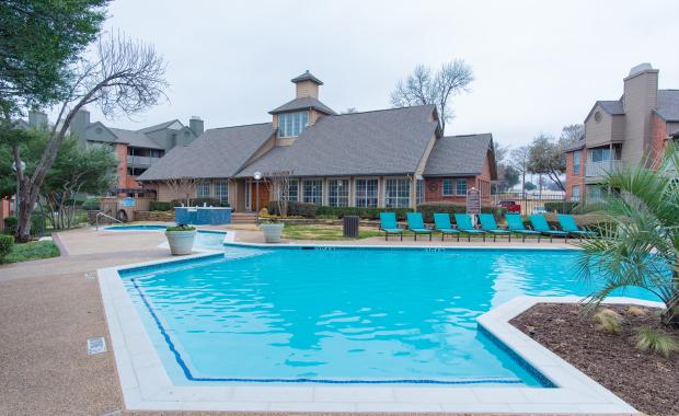 FOUNTAINWOOD APARTMENTS