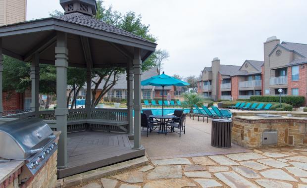 FOUNTAINWOOD APARTMENTS
