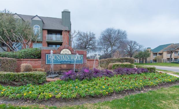 FOUNTAINWOOD APARTMENTS