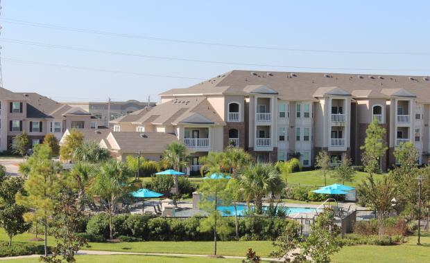 BROADSTONE WALKER COMMONS